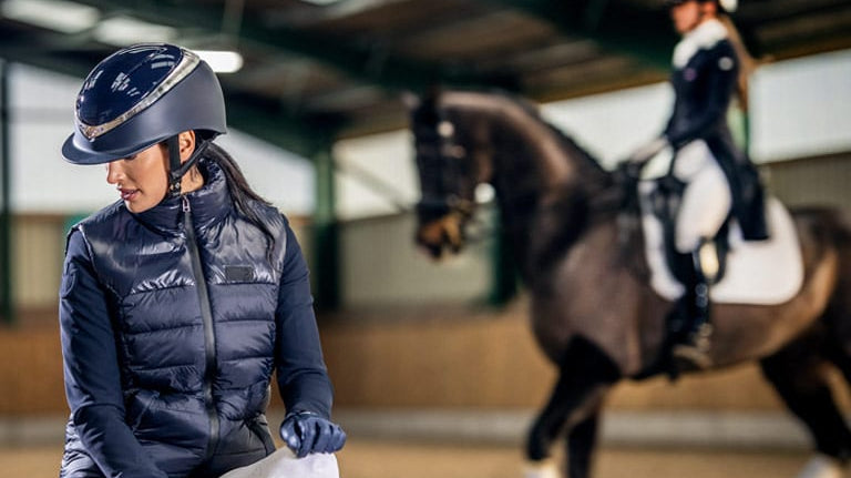 How to choose and buy a riding helmet